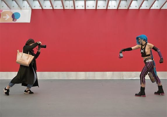 The impact of league of legends on gaming and popular culture